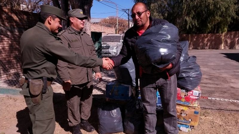 Gendarmeria entregó mercadería secuestrada a escuelas de Belén y Antofagasta