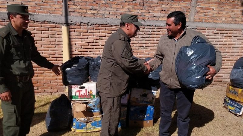 Gendarmeria entregó mercadería secuestrada a escuelas de Belén y Antofagasta