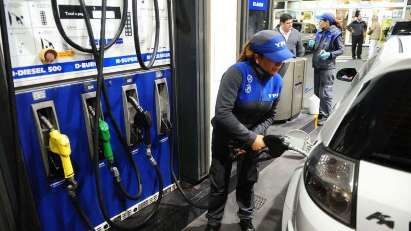 Se esperan nuevas subas en los combustibles