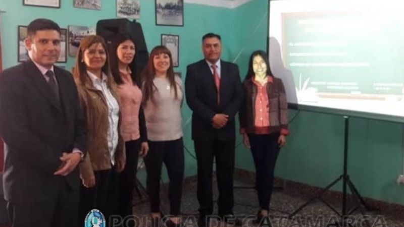 Jornada de capacitación presencial para docentes del IES Policial