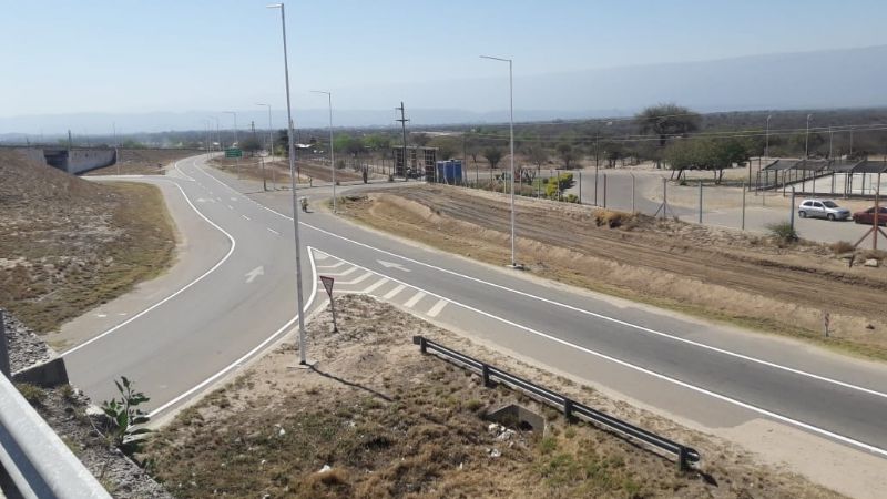 Construyen colectora en la Circunvalación