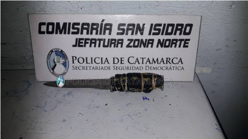 Arrestan a un joven con un elemento punzocortante en Valle Viejo