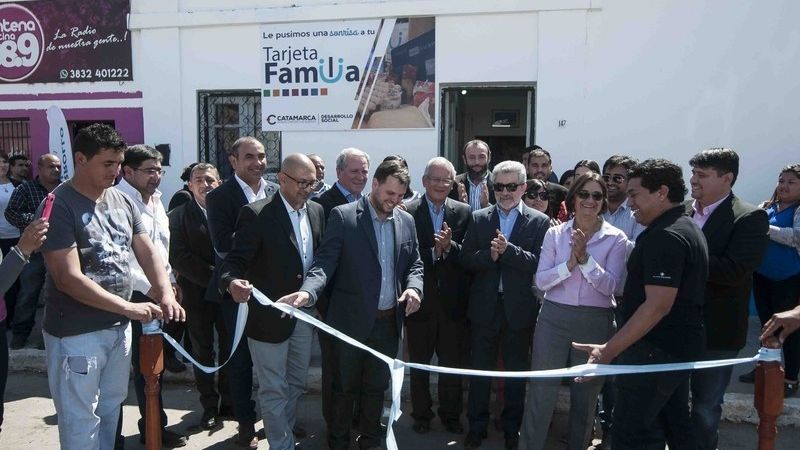 Corpacci inauguró obras en el departamento La Paz