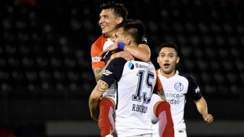 San Lorenzo resucitó con los penales ante Colón