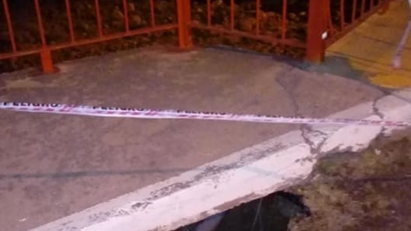 Peligro en el puente de la ruta 4 en El Rodeo