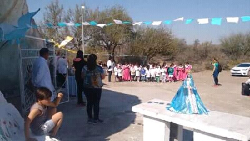Casa de Piedra: Alumnos agradecieron a la Virgen del Valle
