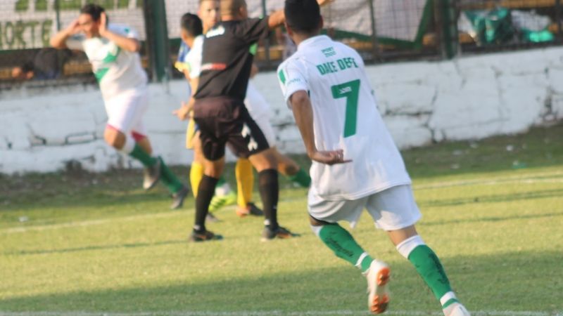 “Defe” ganó el clásico y se arrimó a “Tesho” en la conjunta