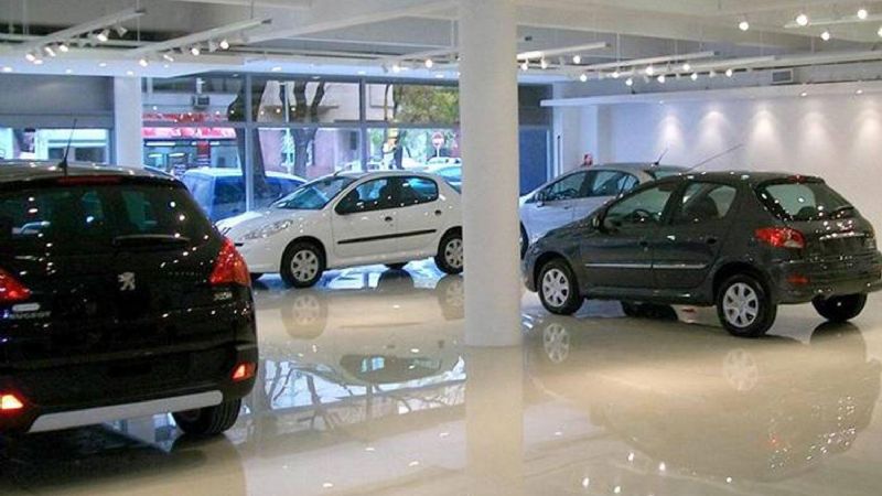 Las ventas de autos cayeron un 50% respecto a enero del año pasado
