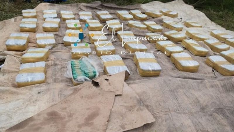 Volcó camión que llevaba más de 200 kilos de hoja de coca