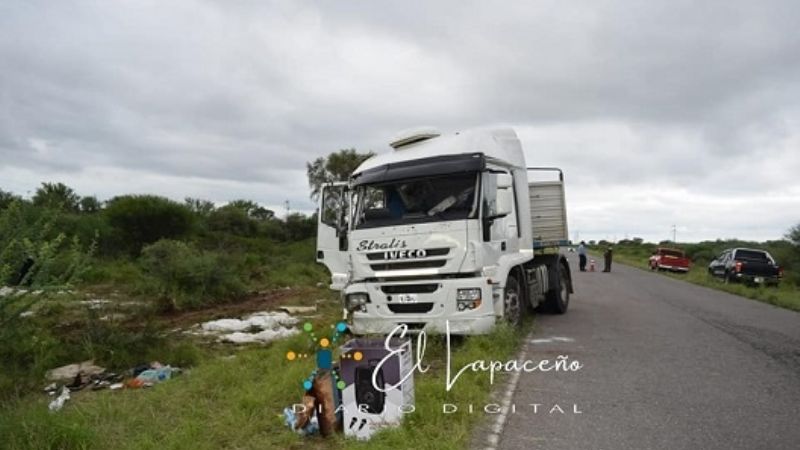 Volcó camión que llevaba más de 200 kilos de hoja de coca