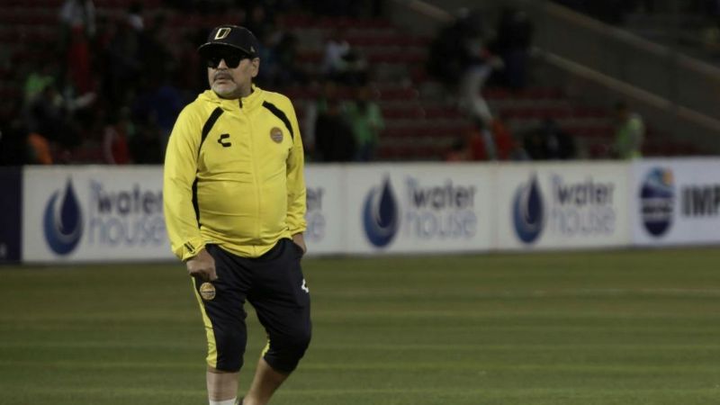 Operan a Maradona por el sangrado estomacal