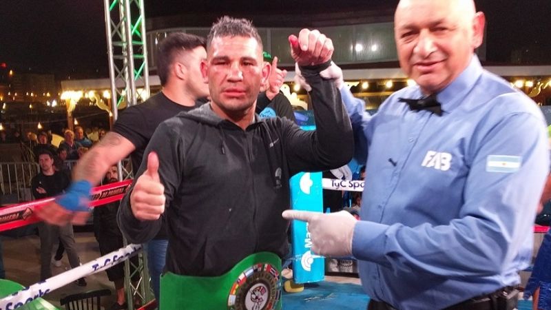 Sequeira nuevo campeón Latino CMB mediopesado