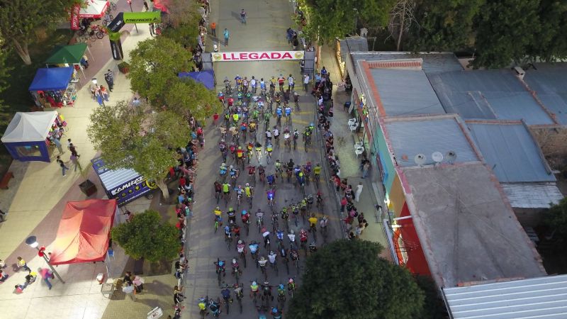 Alvaro Macías ganó en su tierra la primera fecha del “Rally Nocturno de MTB”