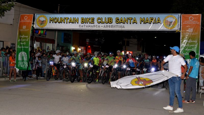 Alvaro Macías ganó en su tierra la primera fecha del “Rally Nocturno de MTB”