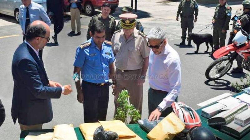 Destacan la labor de la Policía y Gendarmería para detener a traficantes