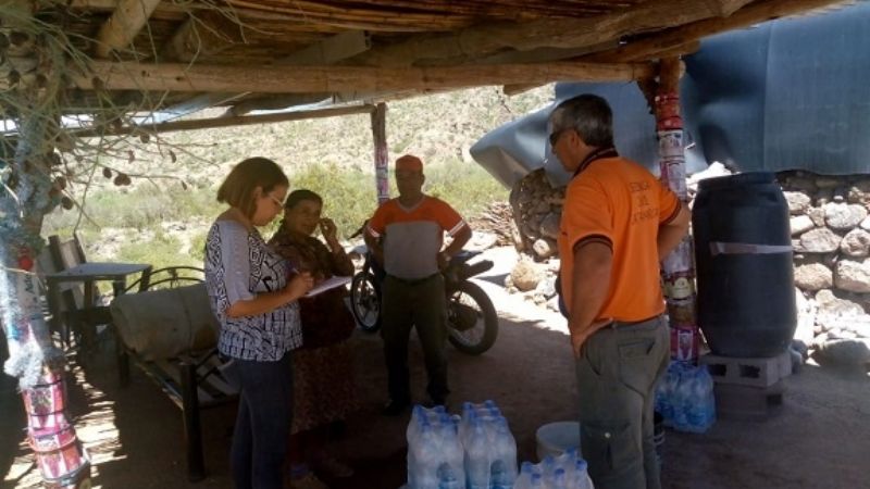 Asisten a familias afectadas por las lluvias en Andalgalá
