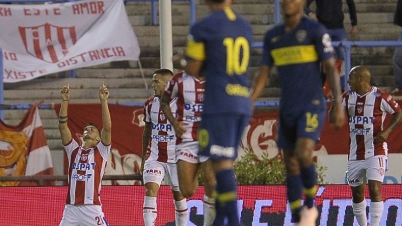 Unión “golpeó” 2-0 a Boca en el debut de Alfaro
