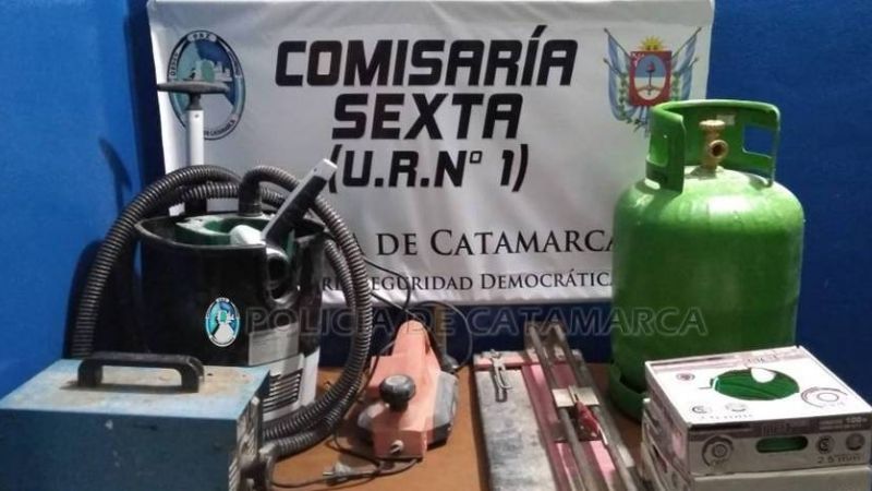 Robaron herramientas y las abandonaron en un descampado