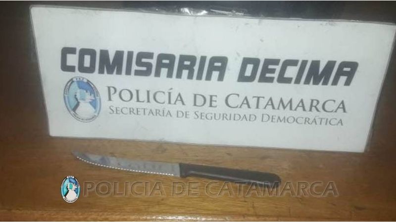 Pelea familiar terminó con un policía herido con un cuchillo