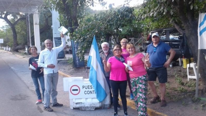 Jubilados de la "Norma Pla" entregaron folletos