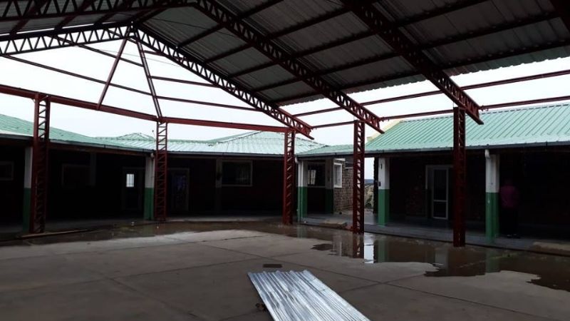 Avanzan los trabajos en el salón de la Secundaria N°27 de Aconquija