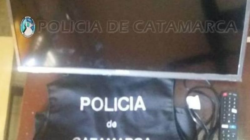 Sorprenden a ladrón con droga y vendiendo un televisor robado