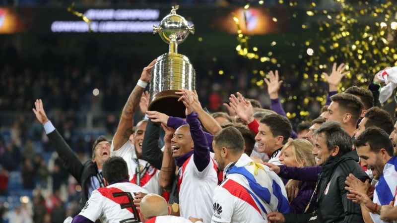 La Conmebol esperará que River cumpla su sanción para jugar la Recopa