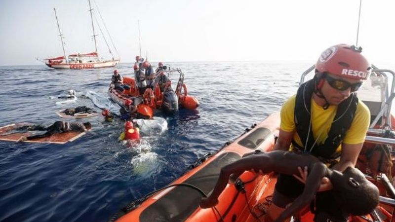 Más de 100 migrantes muertos en el primer naufragio de 2019