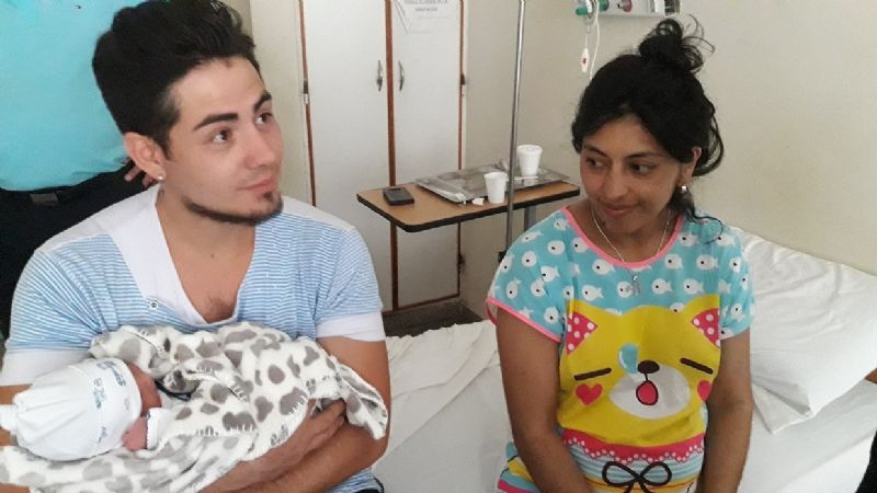 Jesús Ezequiel es el primer bebé del año nacido en la Maternidad Provincial