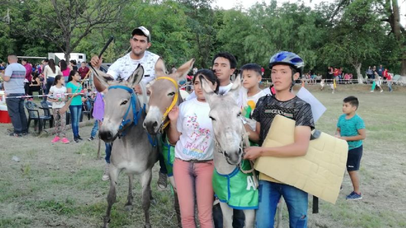 “Limau” se quedó con el rally de burros de Las Palmas