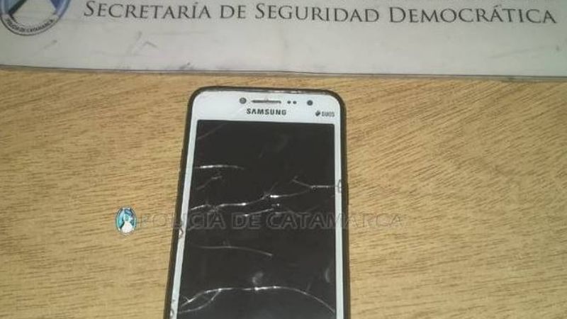 Arrebatadores amenazaron de muerte a una niña para robarle el celular