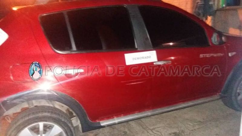 Secuestran vehículos y aprehenden a un hombre en el puesto Las Rejas