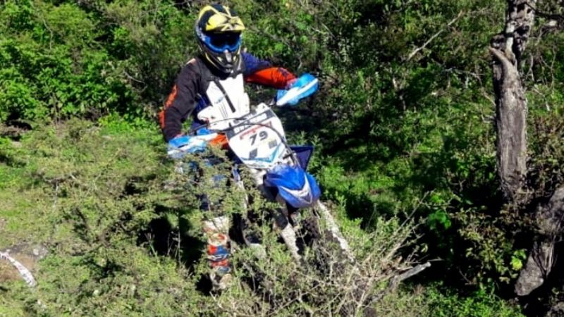 Lucido paso del “Enduro de Verano” por Anquincila