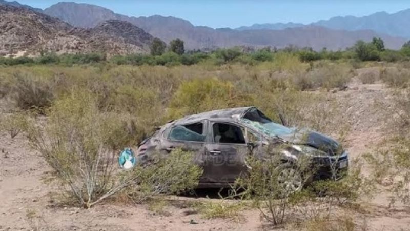 Violento vuelco en Tinogasta