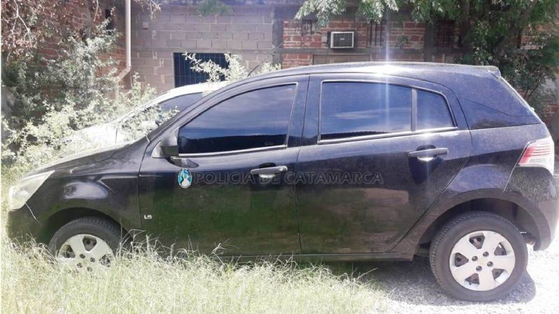 Secuestran dos vehículos y aprehenden a tres personas tras un intento de robo