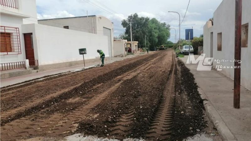 Avanza pavimentación en Fiambalá
