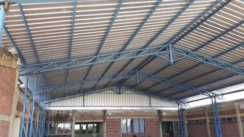 El techo para la Escuela N°270 de El Alto es una realidad