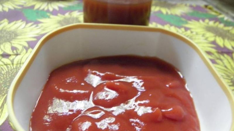 Prohíben la venta de un tomate triturado