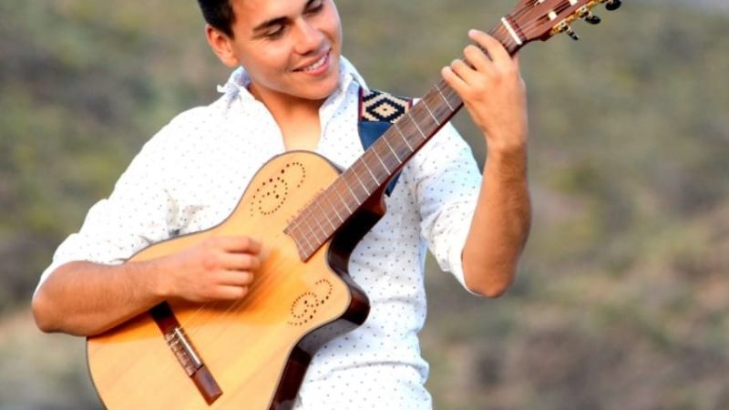 Mauro Cejas presenta su primer disco solista