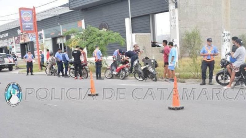 Secuestran 36 motos y demoran a tres conductores menores