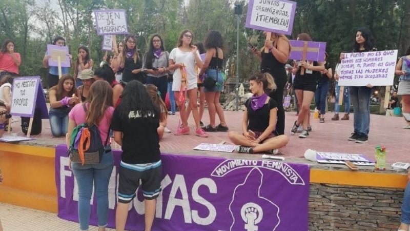 Fiscal recibirá a grupo feminista
