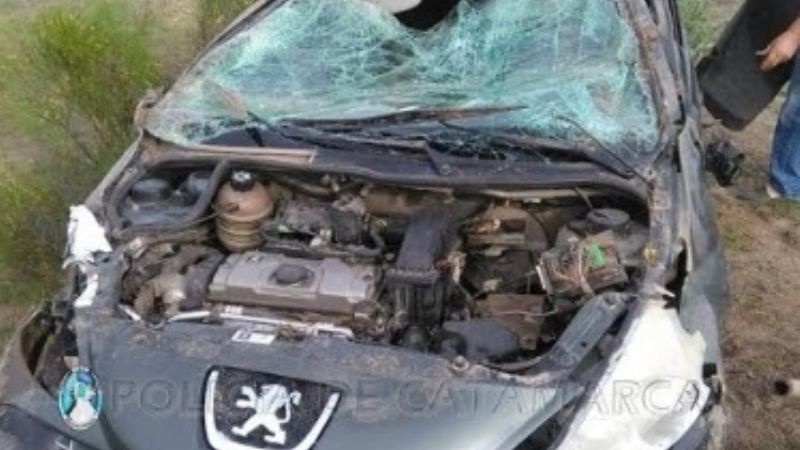 Salió ileso de un tremendo vuelco