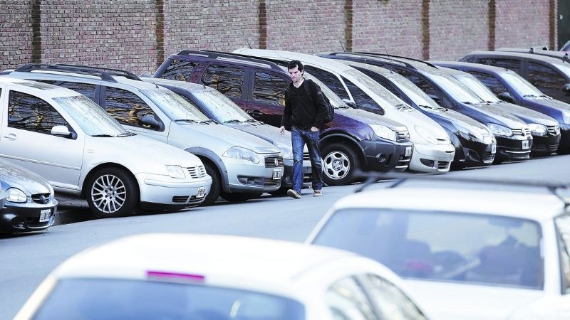 Pólizas de seguros de autos aumentarán 30% en el año