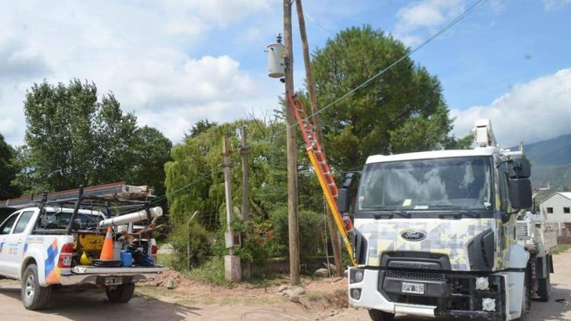 Mejoras en el servicio eléctrico en Aconquija