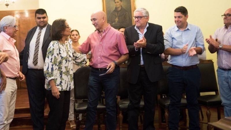 La Gobernadora entregó $3 millones a emprendedores y empresarios locales