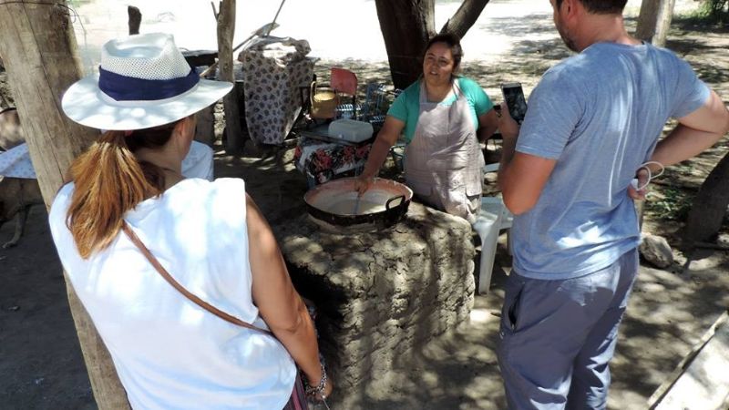 Turistas disfrutan del verano en Santa María
