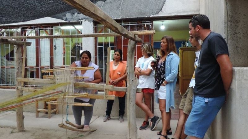 Turistas disfrutan del verano en Santa María