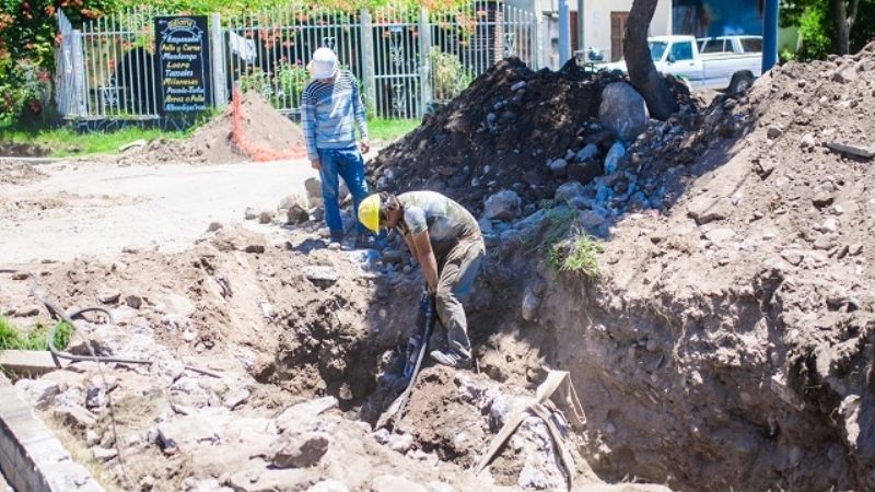La obra de desagües en avenida Alem, en su etapa final