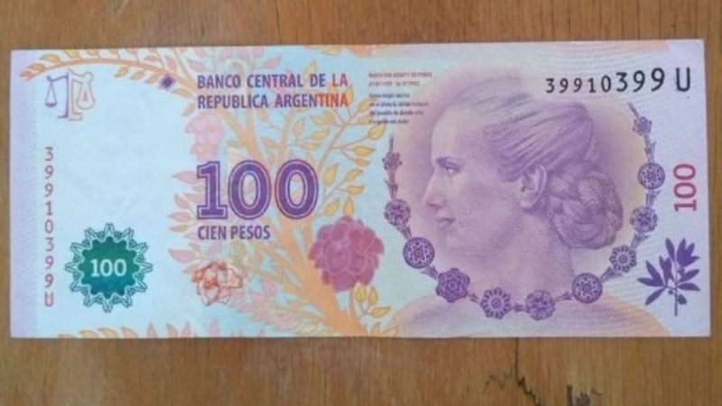 Pagó $2500 por un billete "raro" de $100 con la cara de Evita