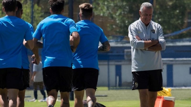 Alfaro en Boca, recibido por Rojitas y Madurga